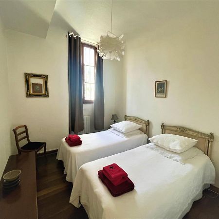 Tres Bel Appartement Dijonnais Place Wilson Gutembert Екстериор снимка